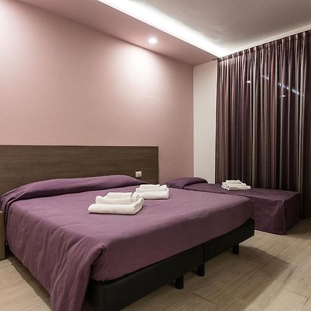 Hotel Gioia Rimini Kültér fotó