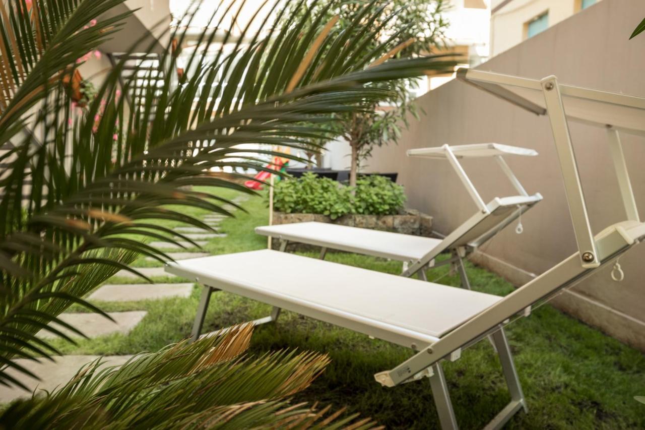Hotel Gioia Rimini Kültér fotó