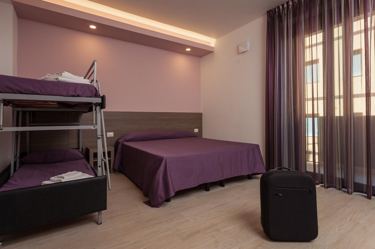 Hotel Gioia Rimini Kültér fotó