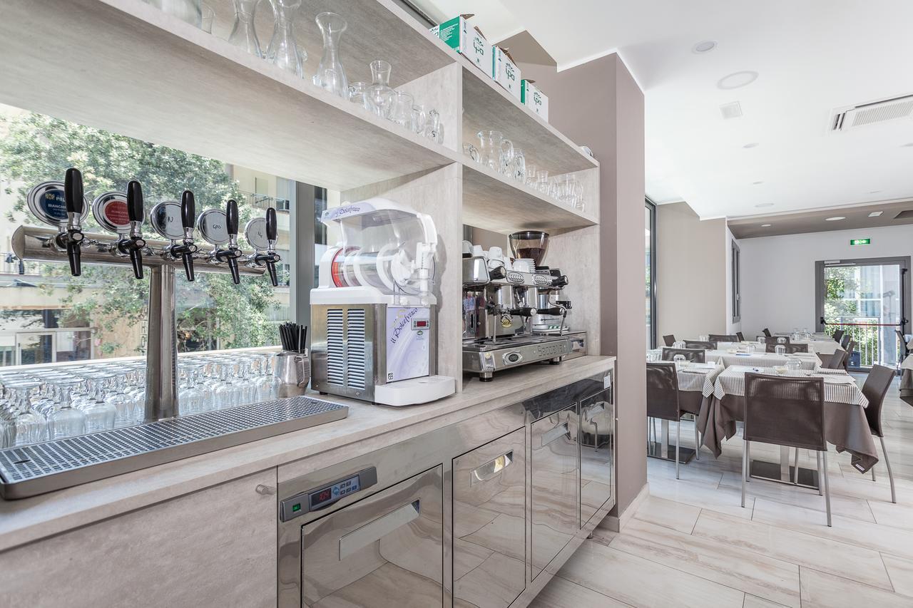 Hotel Gioia Rimini Kültér fotó